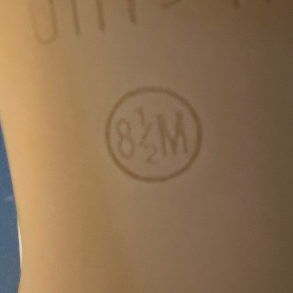 UNISA SANDAL HEELS - Picture 3 of 3